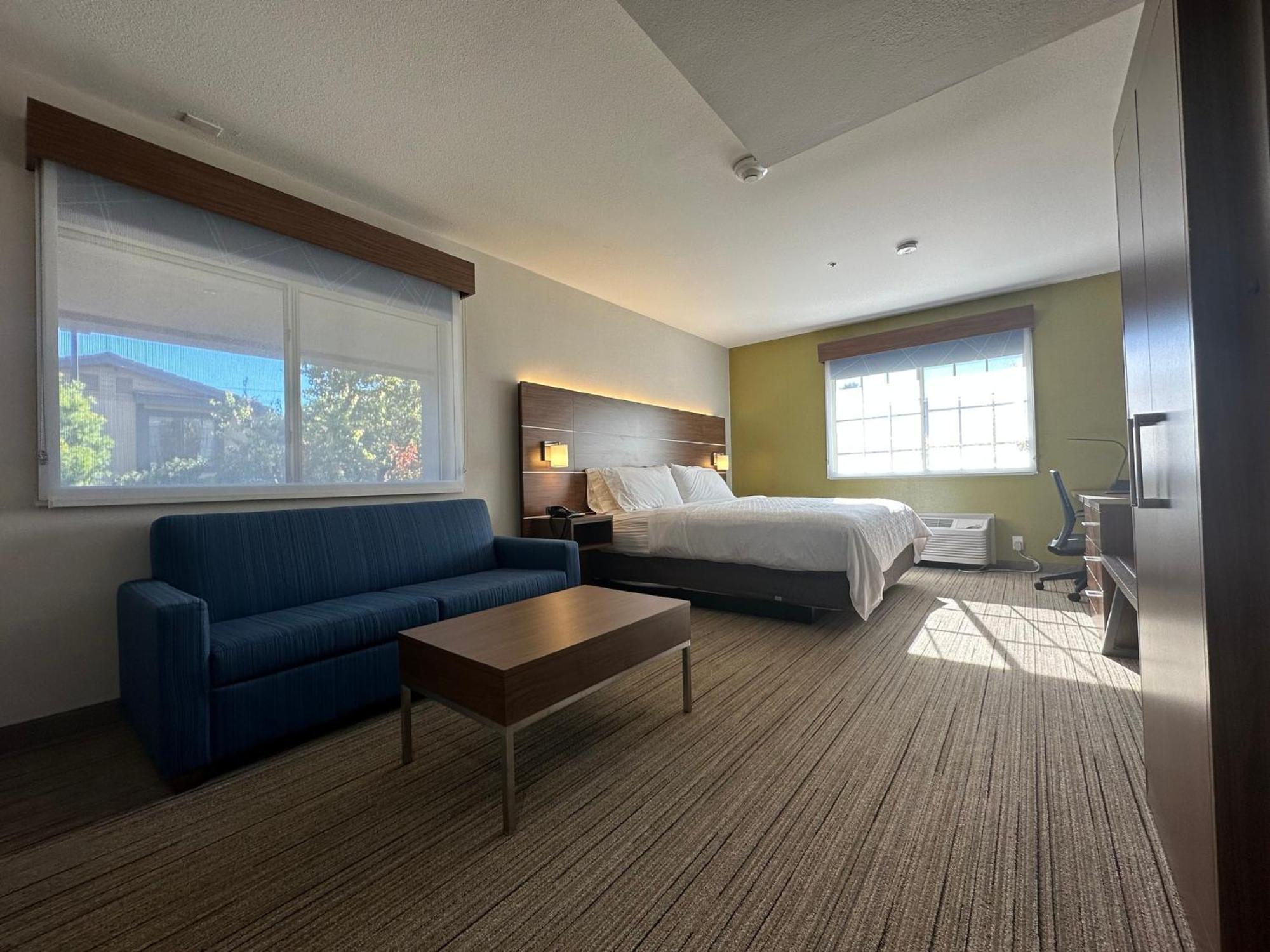 Holiday Inn Express & Suites Mountain View Silicon Valley By Ihg Zewnętrze zdjęcie