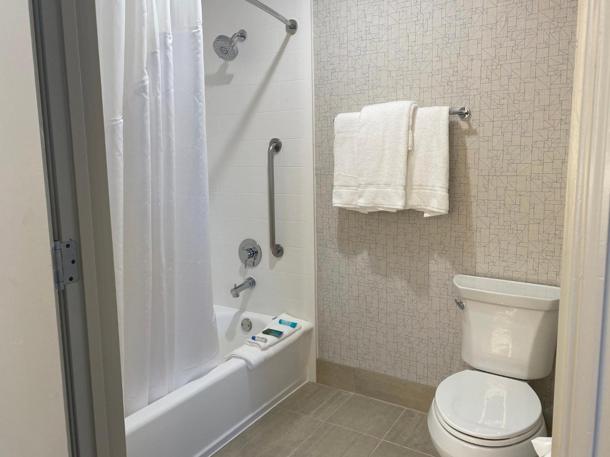 Holiday Inn Express & Suites Mountain View Silicon Valley By Ihg Zewnętrze zdjęcie